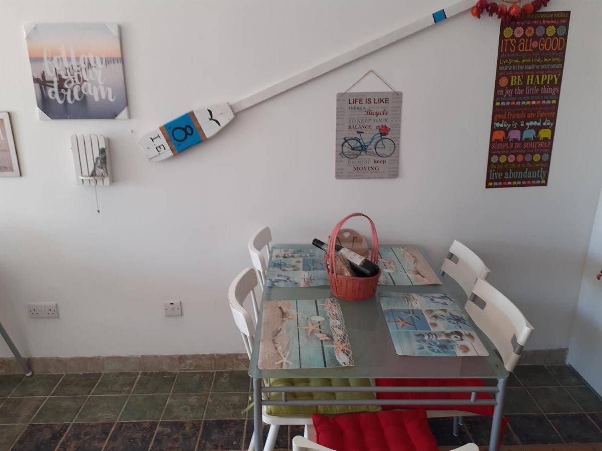Vila Il Mare Larnaca Exteriér fotografie